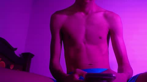 Snapshot of isaaclatino chatting on December 31, 10:34 pm isaac online show from December 31, 10:34 pm