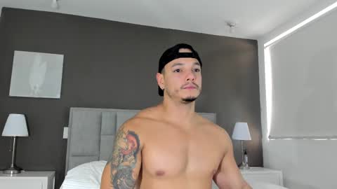 Isaac Surez online show from February 17, 6:04 pm