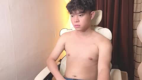 Nathaniel online show from March 4, 10:44 am