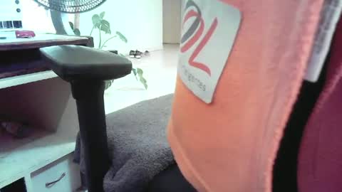 islandforfun online show from June 16, 3:25 pm