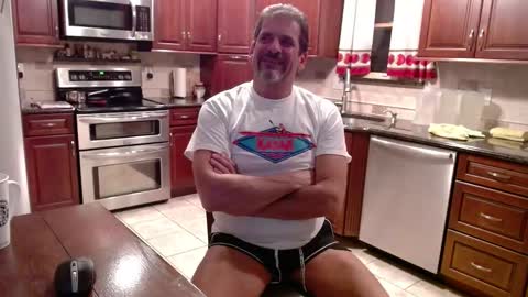 Snapshot of islandguy70 chatting on October 8, 11:09 pm Jim online show from October 8, 11:09 pm