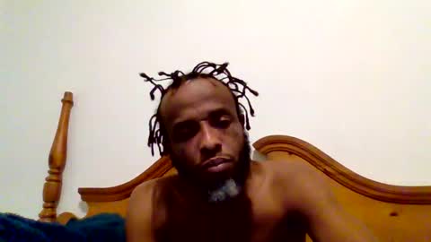 islandmaker online show from February 24, 6:47 am