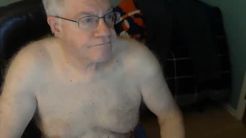 Snapshot of islesman22 chatting on December 2, 10:27 am islesman22 online show from December 2, 10:27 am
