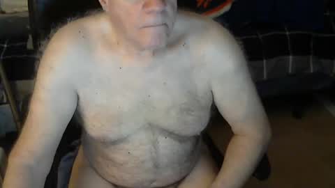Snapshot of islesman22 chatting on January 16, 11:26 am islesman22 online show from January 16, 11:26 am