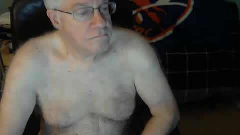 Snapshot of islesman22 chatting on December 10, 10:38 am islesman22 online show from December 10, 10:38 am