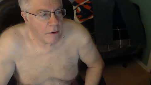 Snapshot of islesman22 chatting on January 15, 10:17 am islesman22 online show from January 15, 10:17 am