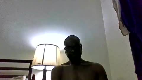 issa1967coulibaly online show from March 15, 1:02 am