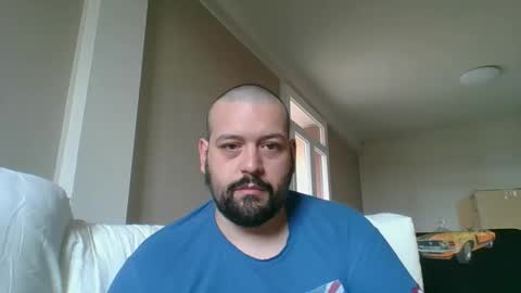 italianbigboy932 online show from May 16, 9:06 am