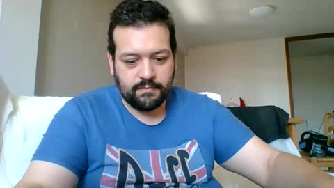italianbigboy932 online show from May 12, 8:56 am