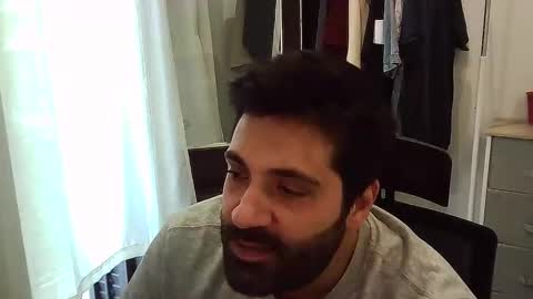 italianboybcn online show from September 30, 7:02 am