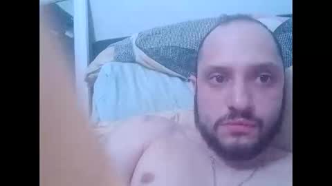 Snapshot of italianredrod30 chatting on October 16, 1:19 pm italianredrod30 online show from October 16, 1:19 pm