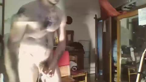 Snapshot of italiantattooedstallion chatting on October 13, 3:51 pm italiantattooedstallion online show from October 13, 3:51 pm