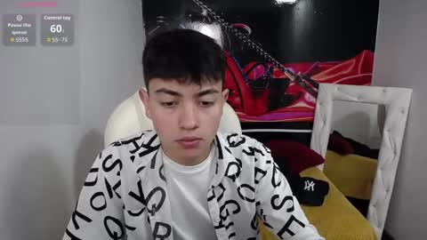 ithan__ online show from September 14, 2:08 pm