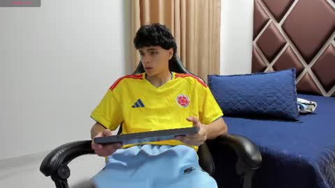 ithan_hot online show from June 24, 3:42 am