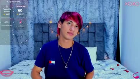 ithan_kingtwin online show from August 3, 8:15 pm