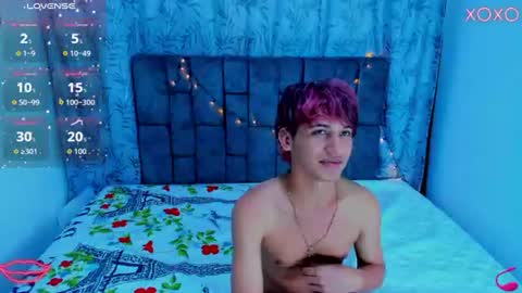 ithan_kingtwin online show from July 23, 8:50 pm