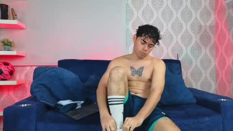 Ithan and Friends online show from January 9, 1:56 pm