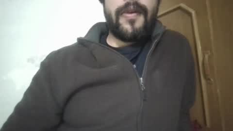 Snapshot of its_me_2323 chatting on February 6, 3:37 am its_me_2323 online show from February 6, 3:37 am