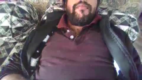 Snapshot of its_me_2323 chatting on February 18, 7:10 am its_me_2323 online show from February 18, 7:10 am