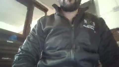 Snapshot of its_me_2323 chatting on February 14, 4:15 am its_me_2323 online show from February 14, 4:15 am