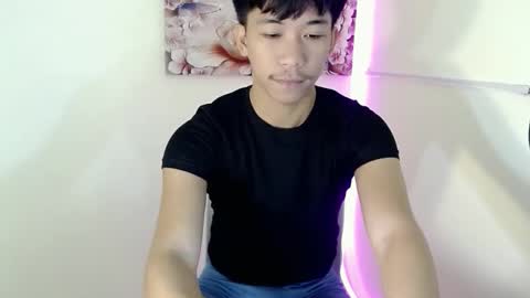 Snapshot of itsme_cxhennn chatting on October 22, 9:18 pm itsme_cxhennn online show from October 22, 9:18 pm