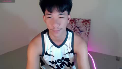 Snapshot of itsme_cxhennn chatting on October 18, 6:35 pm itsme_cxhennn online show from October 18, 6:35 pm