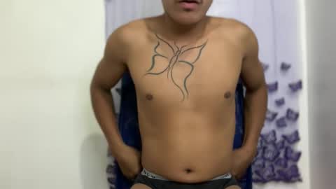 itsme_urboy online show from May 11, 9:22 am