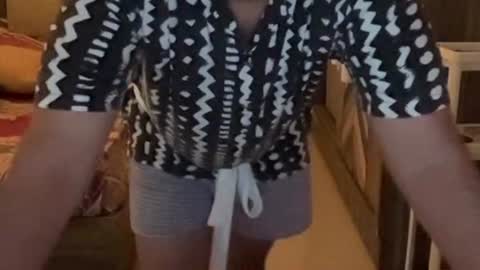 Snapshot of itsmylife021 chatting on October 25, 6:42 pm Raje online show from October 25, 6:42 pm