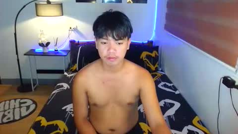 jay jay online show from May 2, 5:37 pm