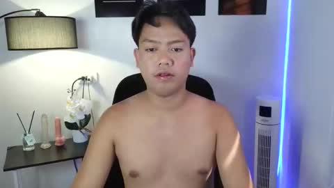 jay jay online show from April 12, 7:32 am