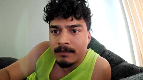 itswhatever1234 online show from March 24, 8:46 pm