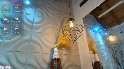 itszairen online show from April 25, 7:22 am