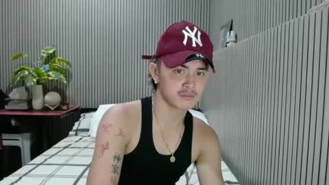 itzme_dex online show from April 1, 4:15 pm