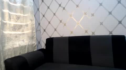 itzme_urboy online show from April 15, 2:55 am