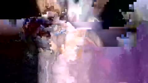 Itzmeebabyy online show from April 10, 7:48 am