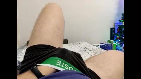 Snapshot of ivanes888 chatting on January 1, 3:14 pm Mickey online show from January 1, 3:14 pm