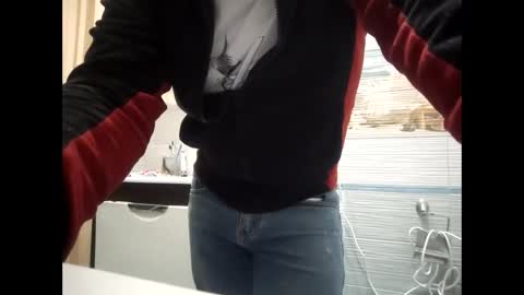 Mickey online show from December 5, 6:26 pm