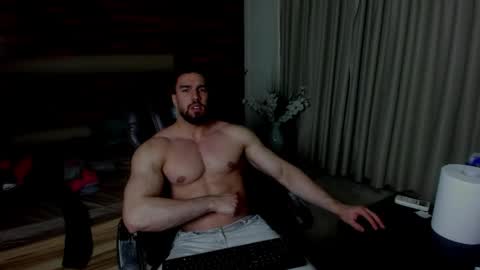 IvanHydee online show from April 18, 4:47 am