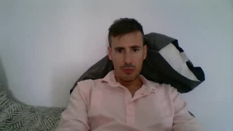 Snapshot of iyoperro chatting on October 17, 1:04 pm Casandro online show from October 17, 1:04 pm
