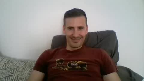 Snapshot of iyoperro chatting on October 16, 12:57 pm Casandro online show from October 16, 12:57 pm