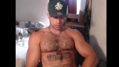 Snapshot of izak144 chatting on September 30, 5:05 pm izak144 online show from September 30, 5:05 pm