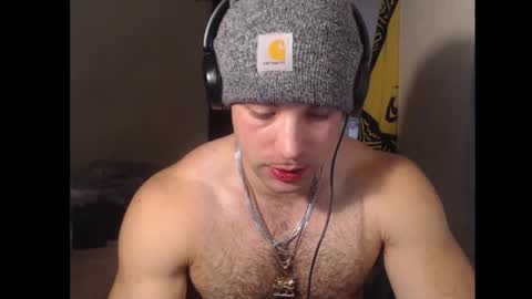 Snapshot of izak144 chatting on January 25, 12:17 am izak144 online show from January 25, 12:17 am