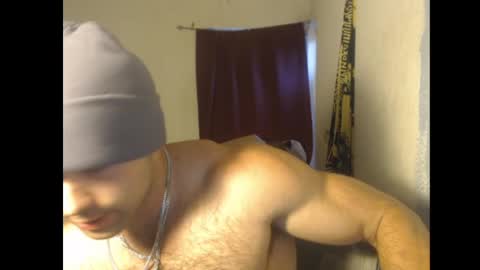 izak144 online show from May 4, 2:46 am