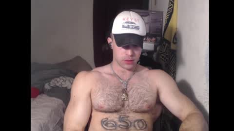 Snapshot of izak144 chatting on January 20, 4:43 am izak144 online show from January 20, 4:43 am