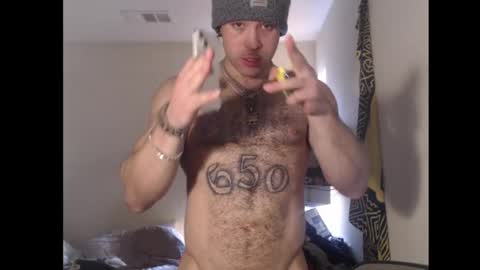 Snapshot of izak144 chatting on February 6, 9:06 pm izak144 online show from February 6, 9:06 pm