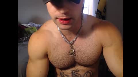 Snapshot of izak144 chatting on December 12, 7:26 pm izak144 online show from December 12, 7:26 pm
