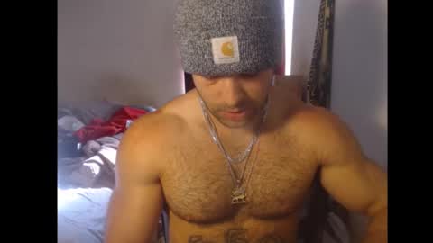 izak144 online show from February 20, 5:37 pm