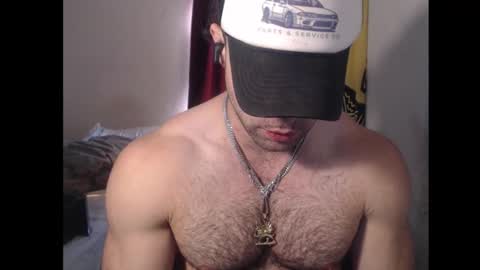 Snapshot of izak144 chatting on January 9, 5:22 pm izak144 online show from January 9, 5:22 pm