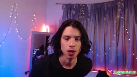 Snapshot of j_a_x_x_x_o_n chatting on October 16, 9:39 am Hey im Jaxxxon check my info online show from October 16, 9:39 am