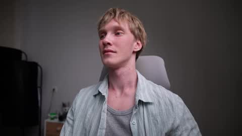 Danny online show from April 6, 5:19 am